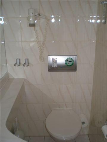 Double Room,1012383421:JPEG