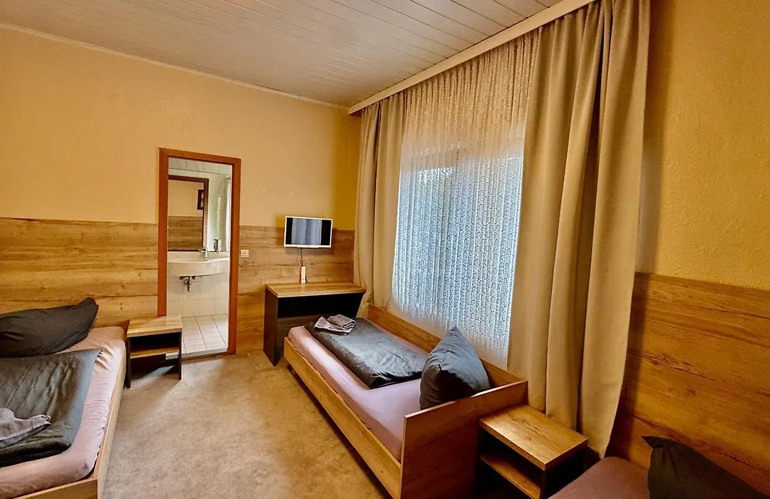 Hotel Pension Pamina-1